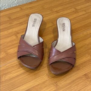 Kenneth Cole Reaction Women's Tan Mules